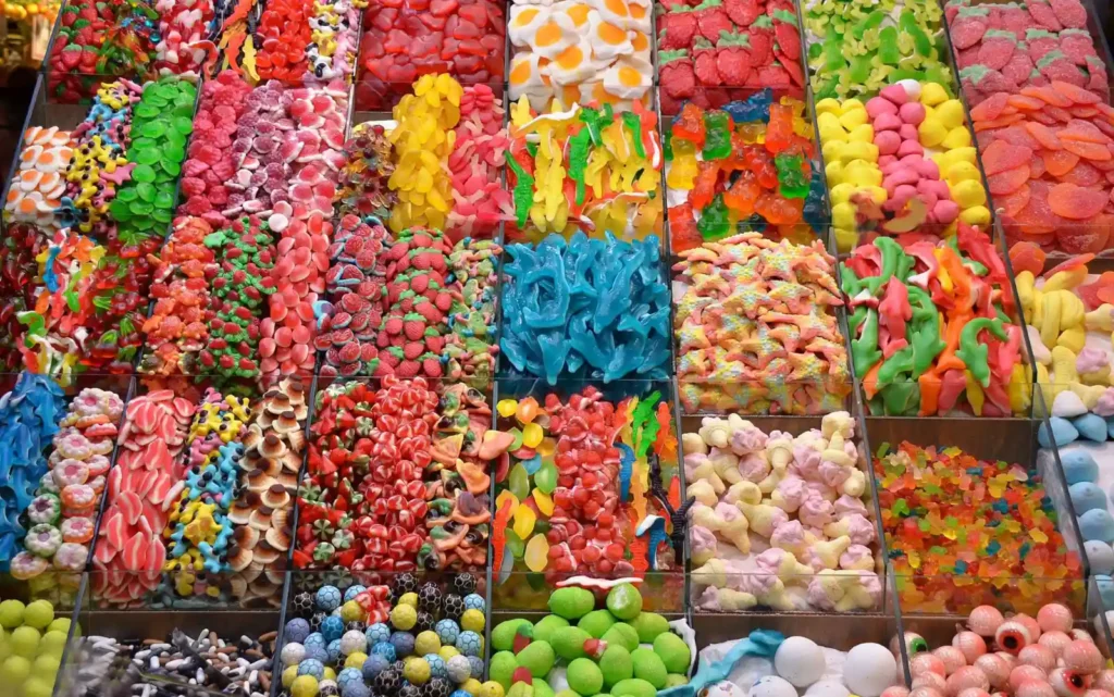 Low FODMAP candy of assorted types and colors