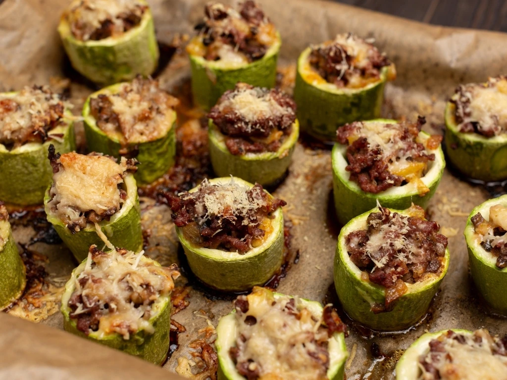 Stuffed zucchini with meat and cheese