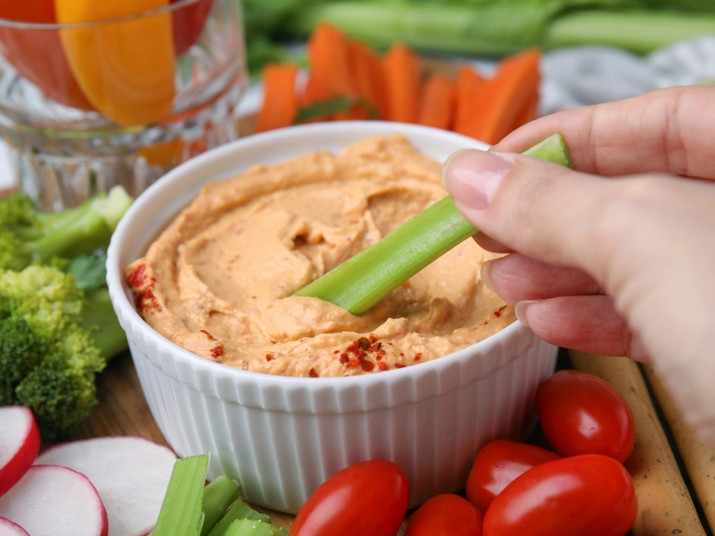 Roasted white bean and red pepper dip with fresh veggies