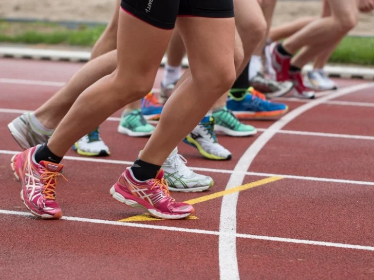Runners lined up on a track