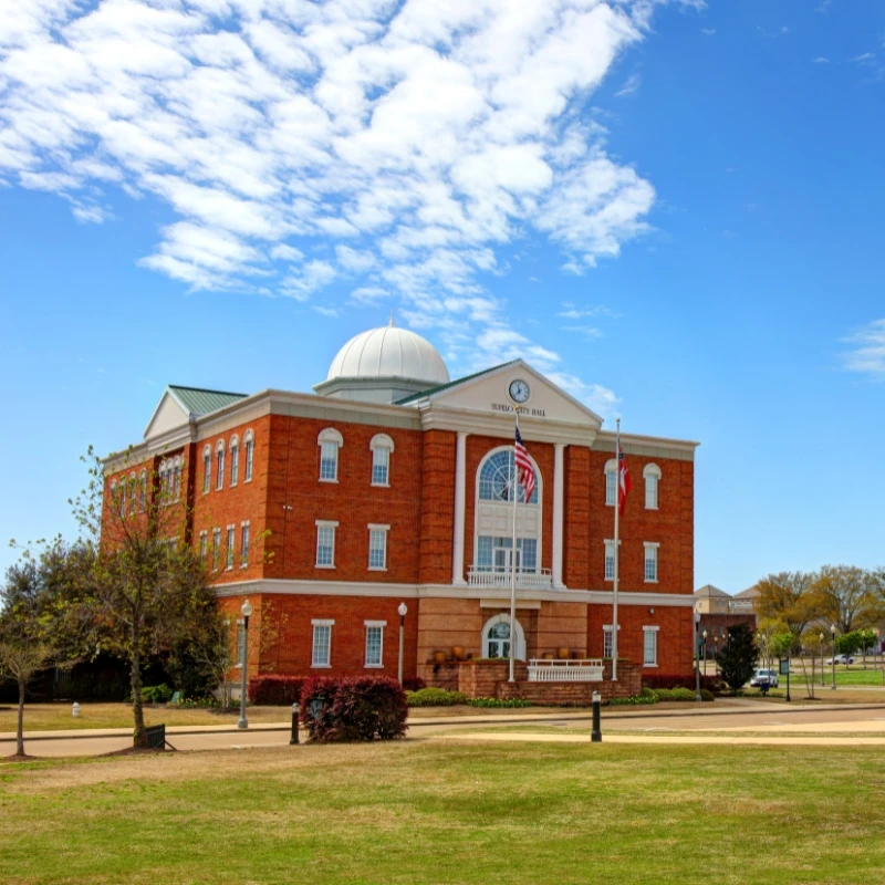 The Tupelo City Hall, located in Tupelo, Mississippi.